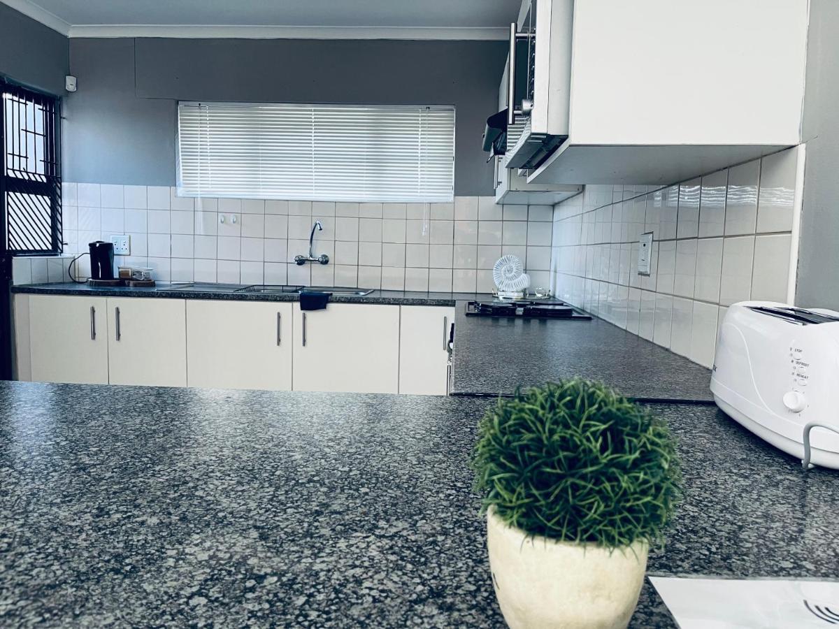 דירות וואלביס ביי Otis Self Catering מראה חיצוני תמונה