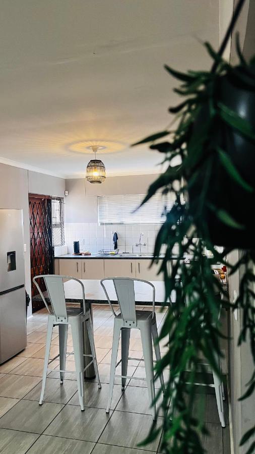 דירות וואלביס ביי Otis Self Catering מראה חיצוני תמונה