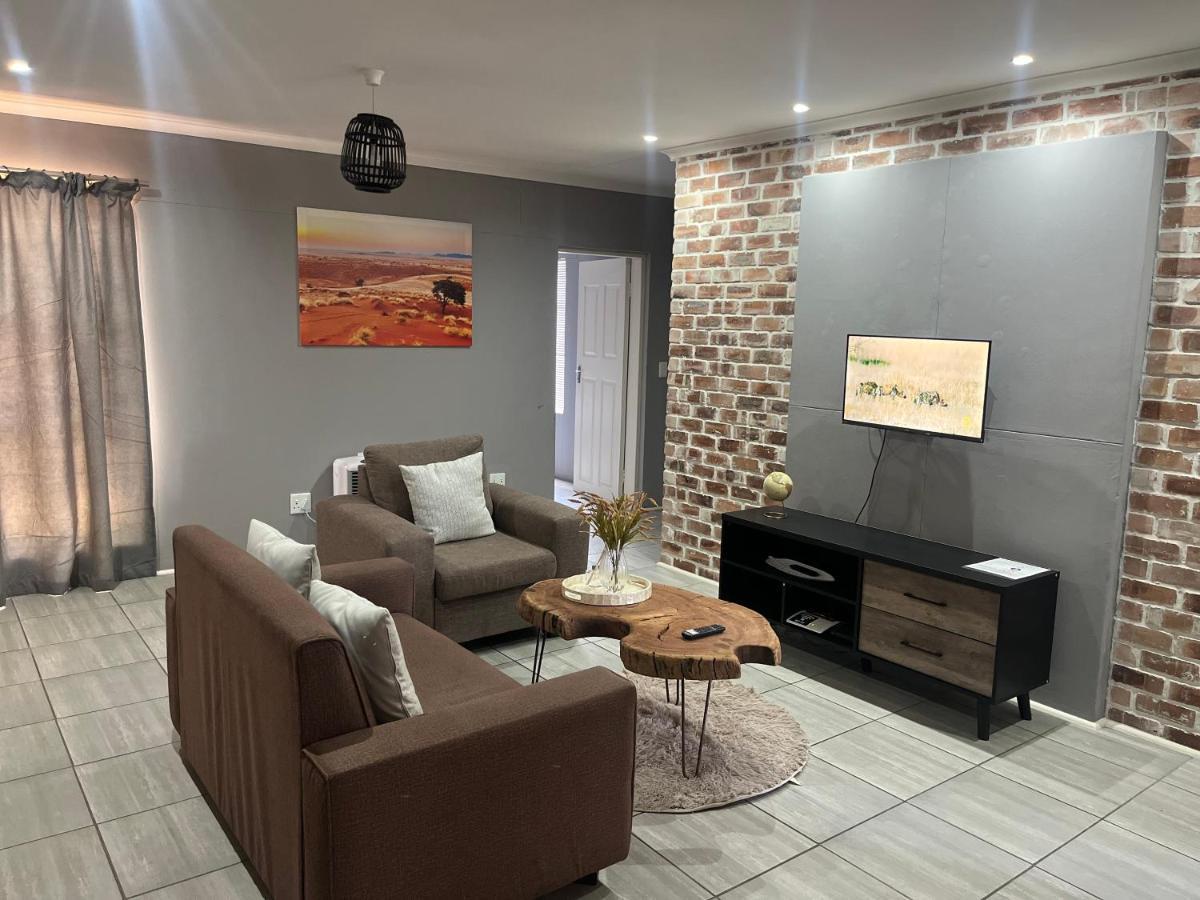 דירות וואלביס ביי Otis Self Catering מראה חיצוני תמונה